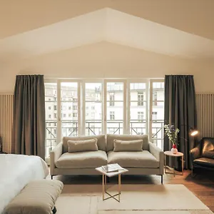 Bob W Mitte 4* Berlin