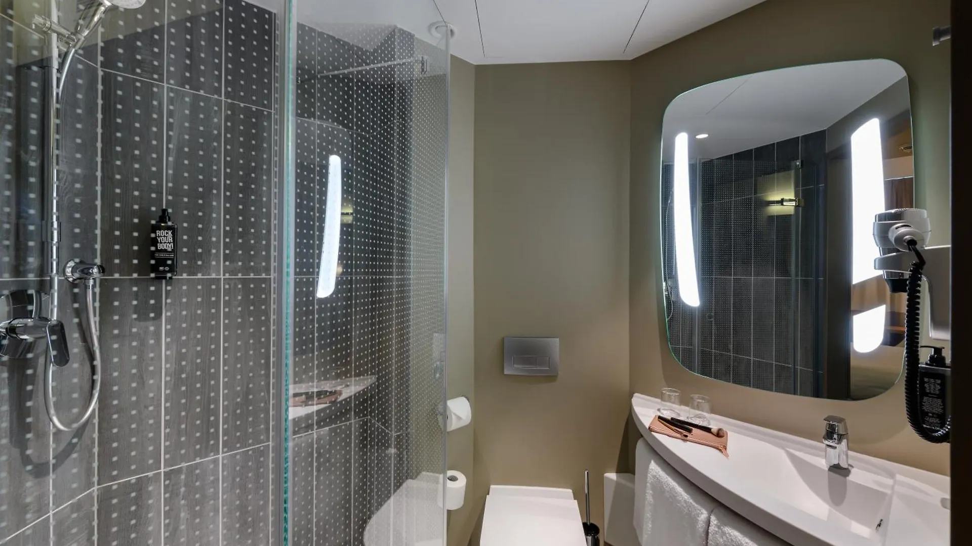Ibis Regensburg Zentrum Отель